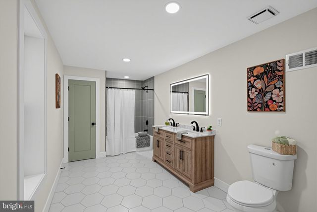 58 W JOHNSON ST, Philadelphia, PA 19144