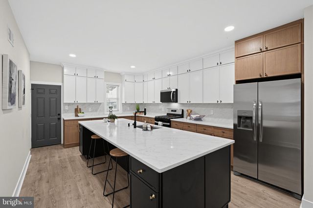 58 W JOHNSON ST, Philadelphia, PA 19144