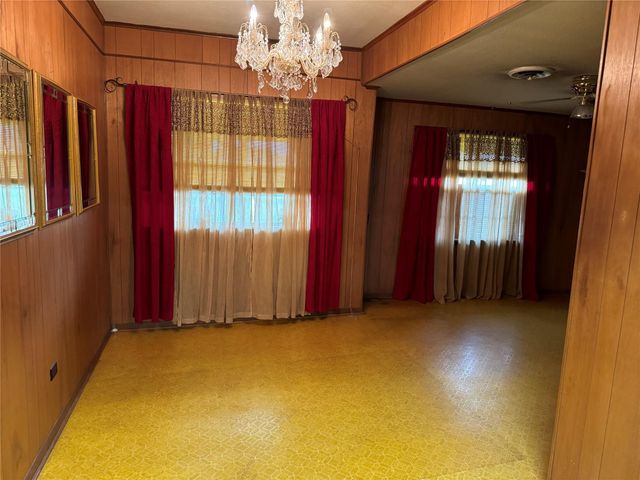 2668 Fm 529, Bellville, TX 77418