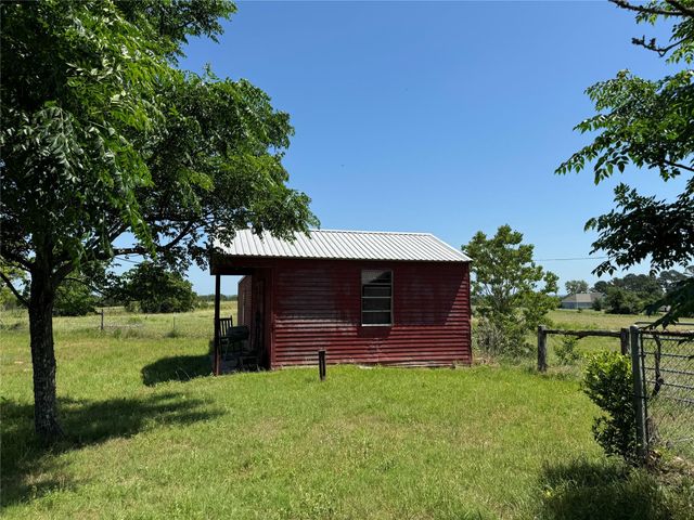 2668 Fm 529, Bellville, TX 77418