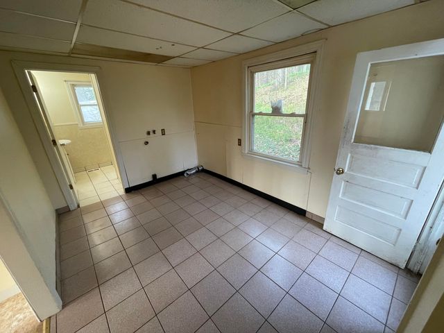 208 4th Street, Plainwell, MI 49080