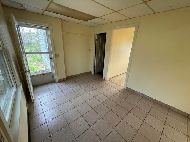 208 4th Street, Plainwell, MI 49080
