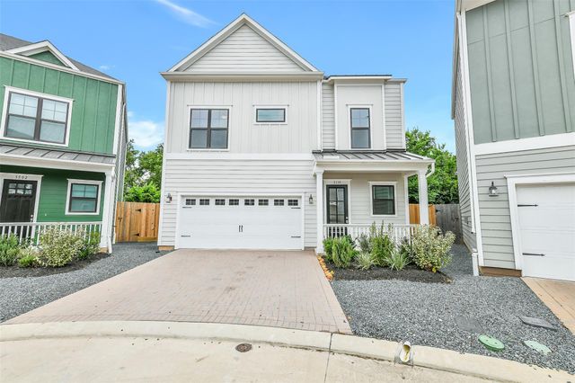 1114 Pearlwood Drive, Houston, TX 77008