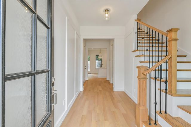 1114 Pearlwood Drive, Houston, TX 77008