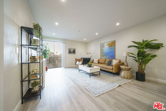 625 S Berendo Street 308, Los Angeles, CA 90005