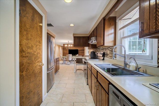 46 Harmony Hill Road, Pawling, NY 12564