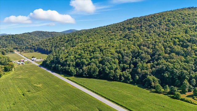 1433 N 116 Road B, Bristol, VT 05443