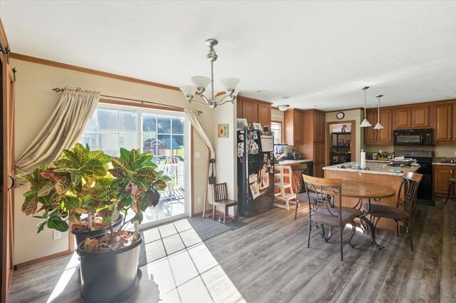 1433 N 116 Road B, Bristol, VT 05443