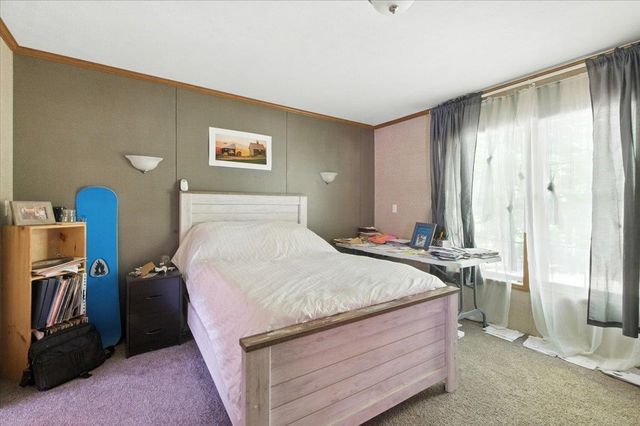 1433 N 116 Road B, Bristol, VT 05443