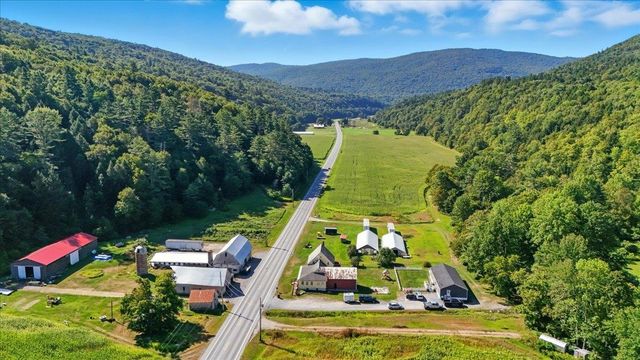 1433 N 116 Road B, Bristol, VT 05443