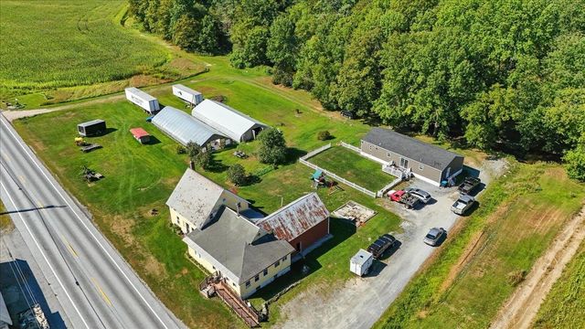 1433 N 116 Road B, Bristol, VT 05443