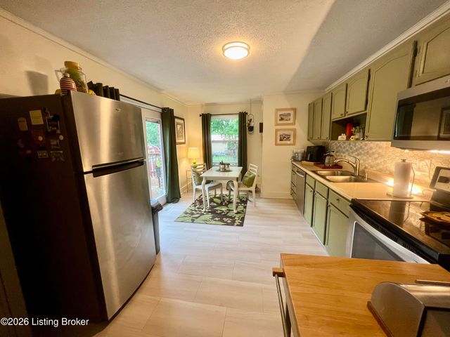 1812 Rankin Dr, La Grange, KY 40031