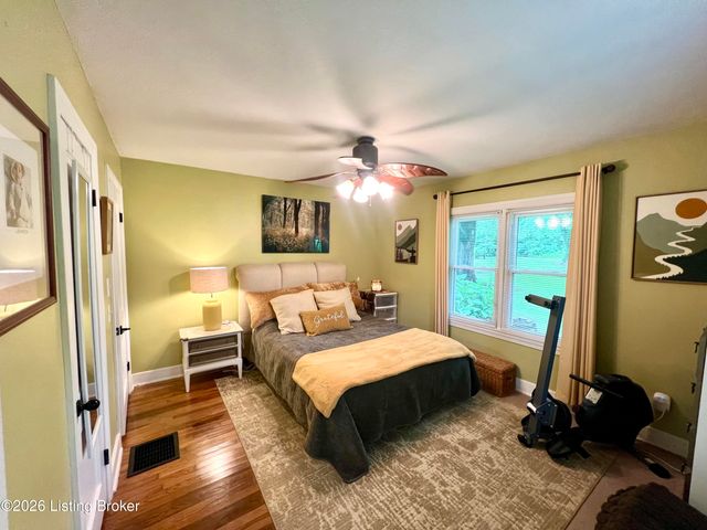 1812 Rankin Dr, La Grange, KY 40031