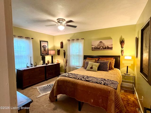 1812 Rankin Dr, La Grange, KY 40031