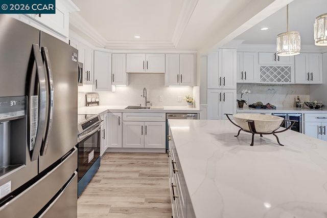 1184 Rockledge Ln 5, Walnut Creek, CA 94595