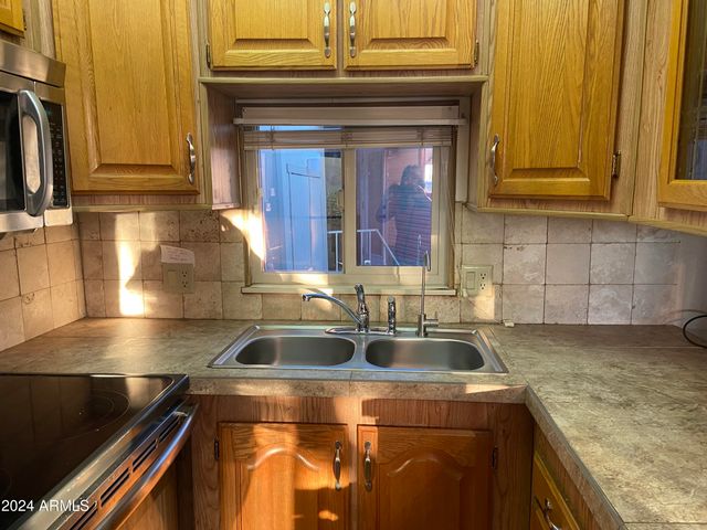 1206 W KLAMATH Drive, Apache Junction, AZ 85119