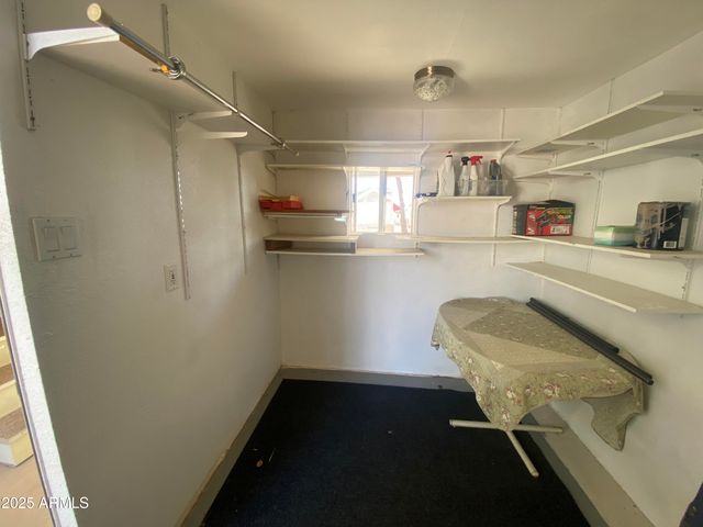 1206 W KLAMATH Drive, Apache Junction, AZ 85119