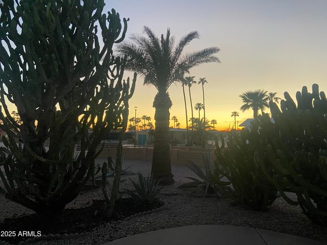 1206 W KLAMATH Drive, Apache Junction, AZ 85119