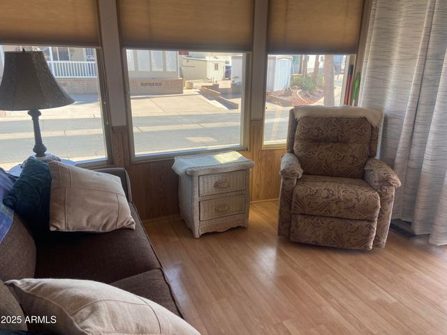 1206 W KLAMATH Drive, Apache Junction, AZ 85119