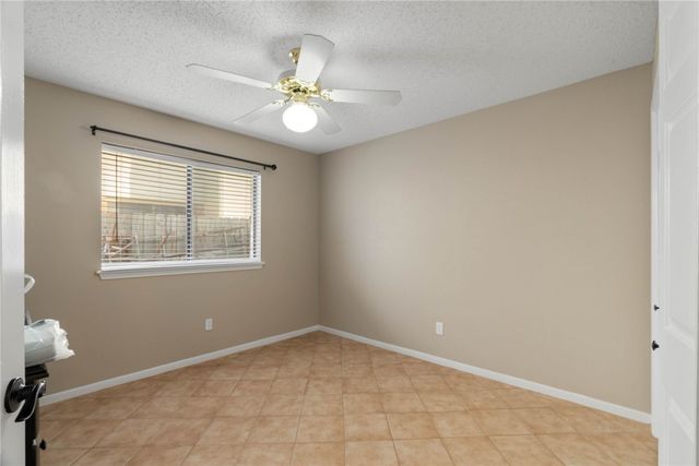 2118 Savoy St, Corpus Christi, TX 78414