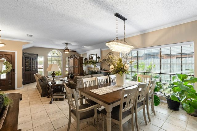 2118 Savoy St, Corpus Christi, TX 78414