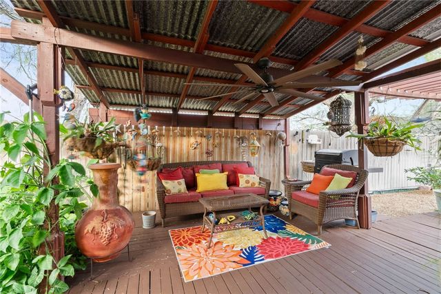 2118 Savoy St, Corpus Christi, TX 78414