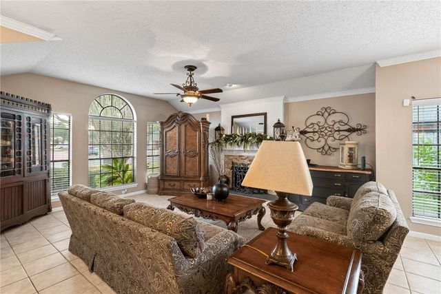 2118 Savoy St, Corpus Christi, TX 78414