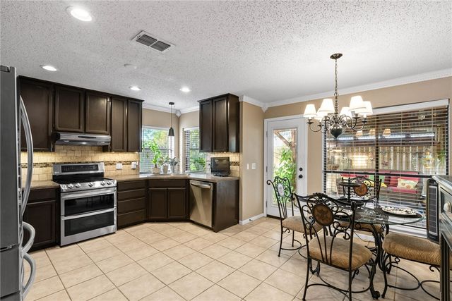 2118 Savoy St, Corpus Christi, TX 78414