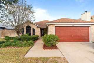 2118 Savoy St, Corpus Christi, TX 78414