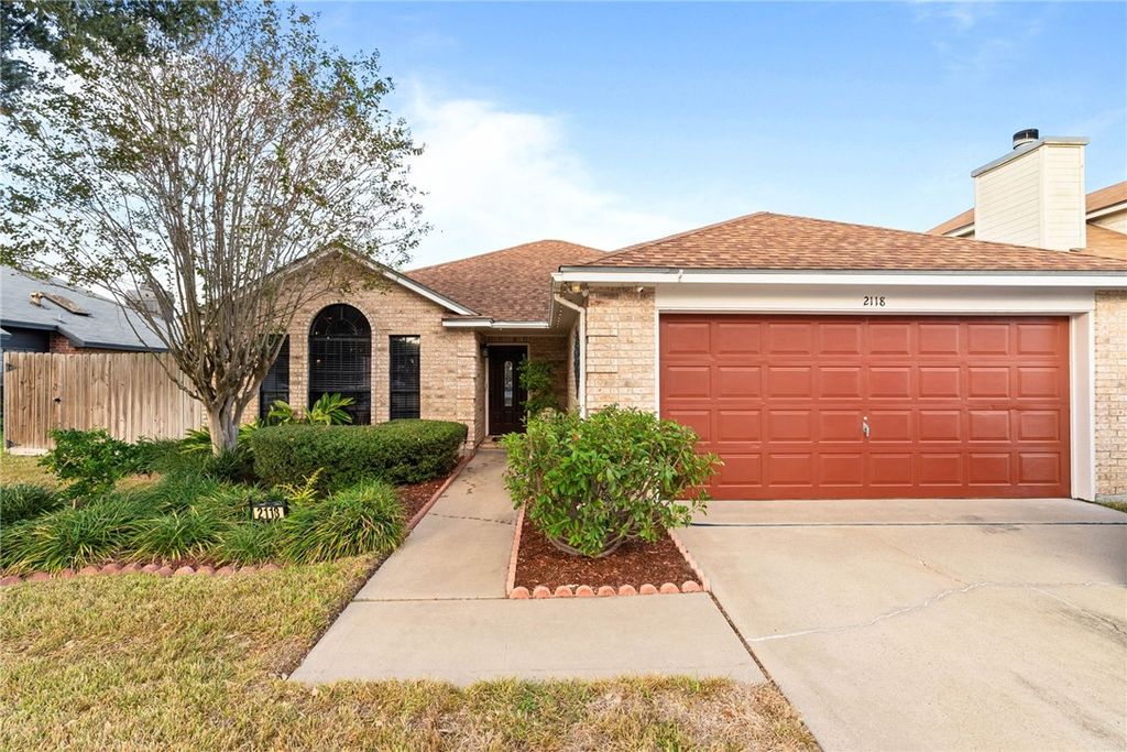 2118 Savoy St, Corpus Christi, TX 78414