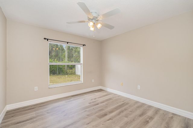 328 Hammonton Street SW, Palm Bay, FL 32908