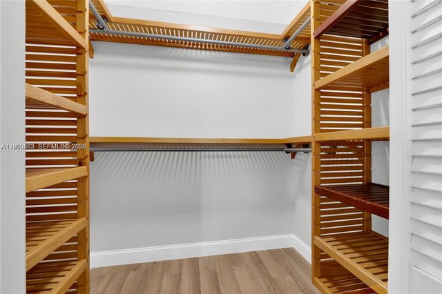 1217 NW 125th Ter, Sunrise, FL 33323