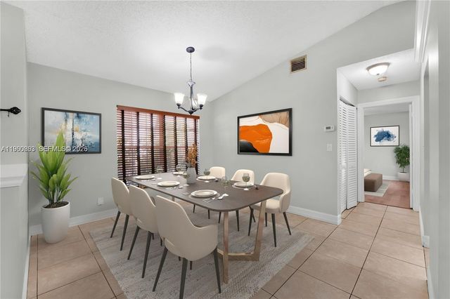 1217 NW 125th Ter, Sunrise, FL 33323