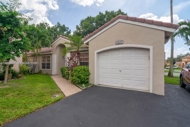 1217 NW 125th Ter, Sunrise, FL 33323