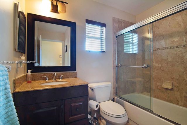 1217 NW 125th Ter, Sunrise, FL 33323