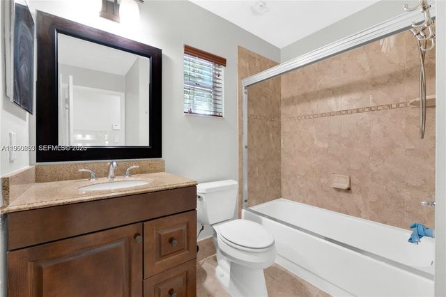 1217 NW 125th Ter, Sunrise, FL 33323