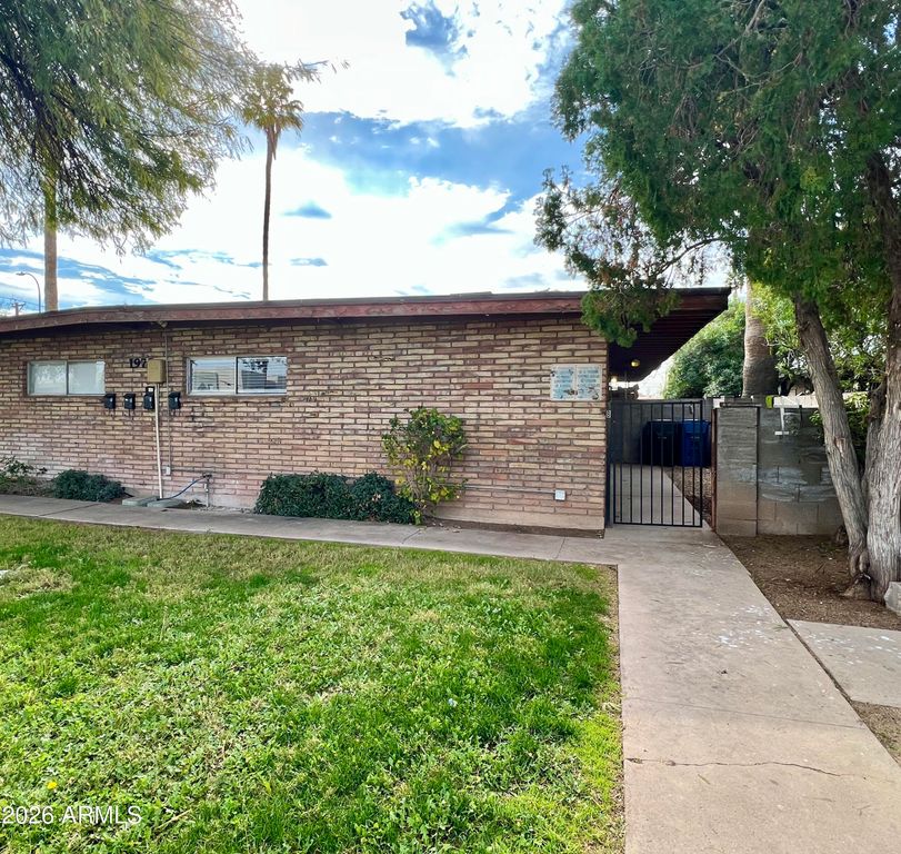 1973 E 10TH Street B, Tempe, AZ 85281