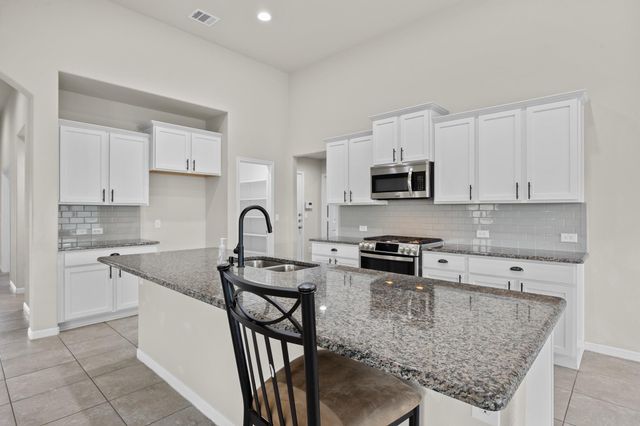 1018 Granbury CV, Round Rock, TX 78664