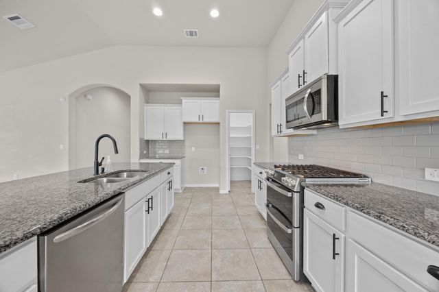 1018 Granbury CV, Round Rock, TX 78664