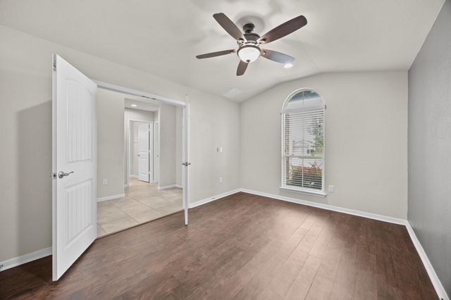 1018 Granbury CV, Round Rock, TX 78664