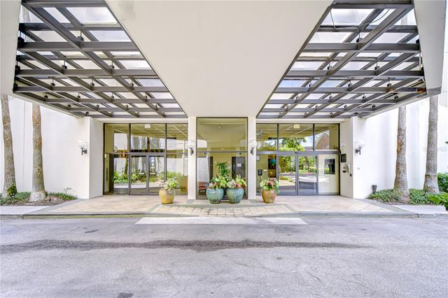 2413 BAYSHORE BOULEVARD 1003, Tampa, FL 33629