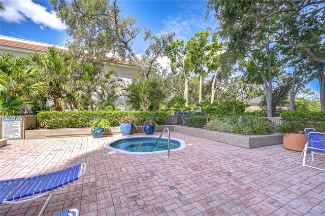 2413 BAYSHORE BOULEVARD 1003, Tampa, FL 33629