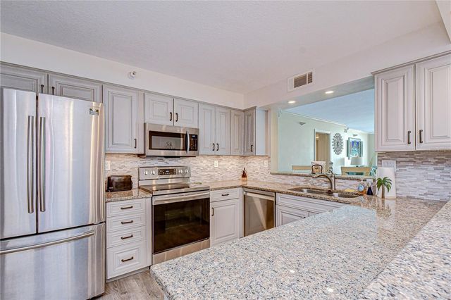 2413 BAYSHORE BOULEVARD 1003, Tampa, FL 33629