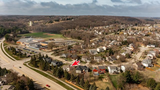 2519 Mayowood Lane SW, Rochester, MN 55902