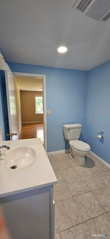 162 Short Beach Road, East Haven, CT 06512