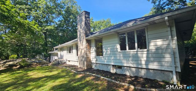 162 Short Beach Road, East Haven, CT 06512