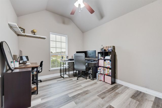 107 Apache Drive, Greenville, TX 75402