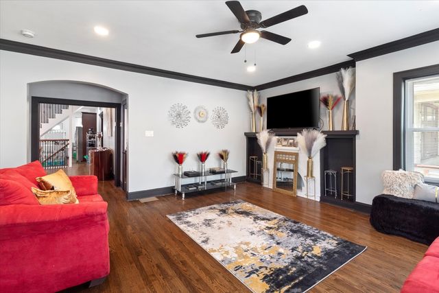 1308 N Waller Avenue, Chicago, IL 60651