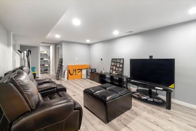 1308 N Waller Avenue, Chicago, IL 60651
