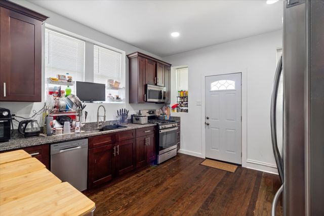 1308 N Waller Avenue, Chicago, IL 60651